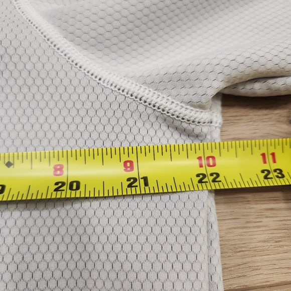 UA ColdGear Half Zip Golf Pullover, Medium - Picture 5 of 7